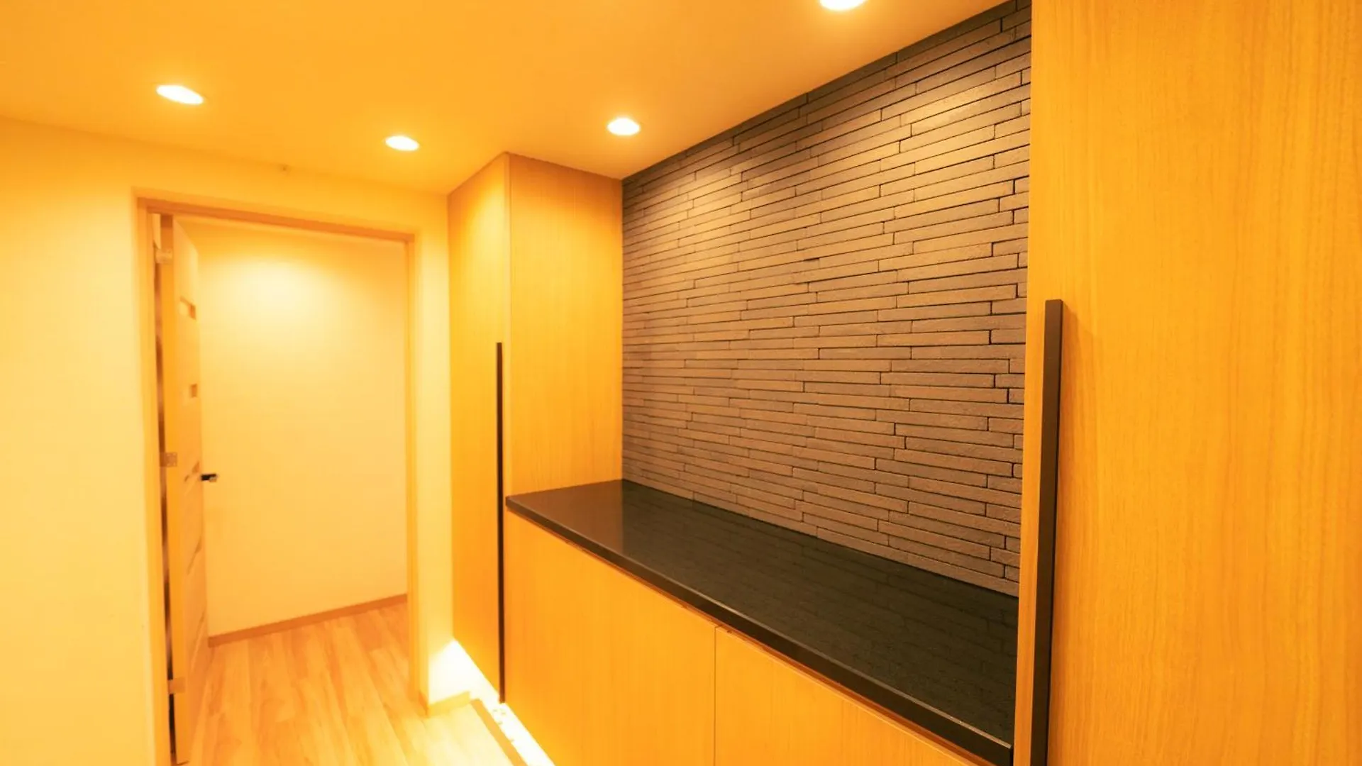 -Newopen-Molinhotels702-Sapporoonsenstory-1L2Room K-Bed1&W-Bed3 8Persons Apartamento Sapporo