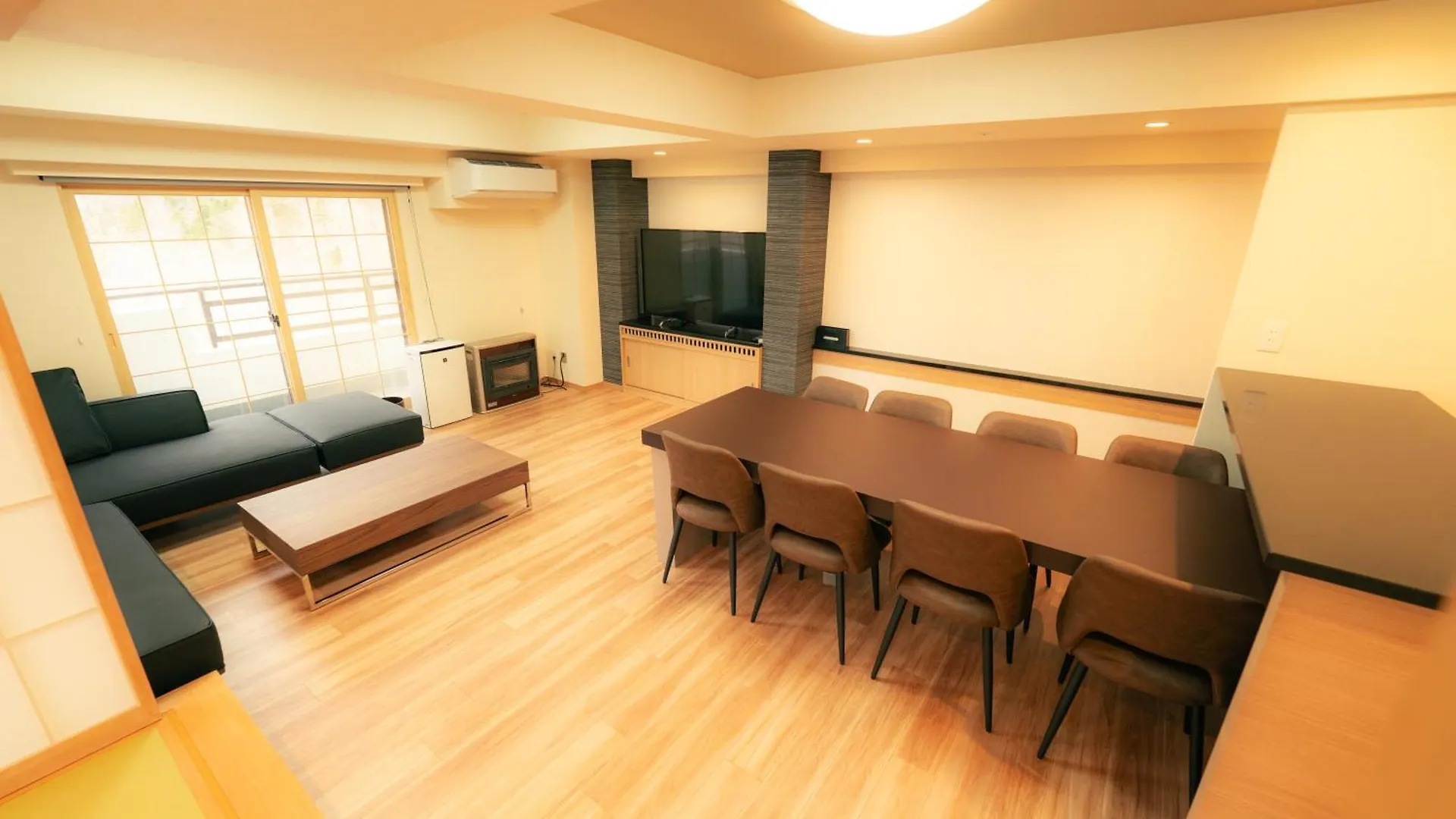 -Newopen-Molinhotels702-Sapporoonsenstory-1L2Room K-Bed1&W-Bed3 8Persons Sapporo