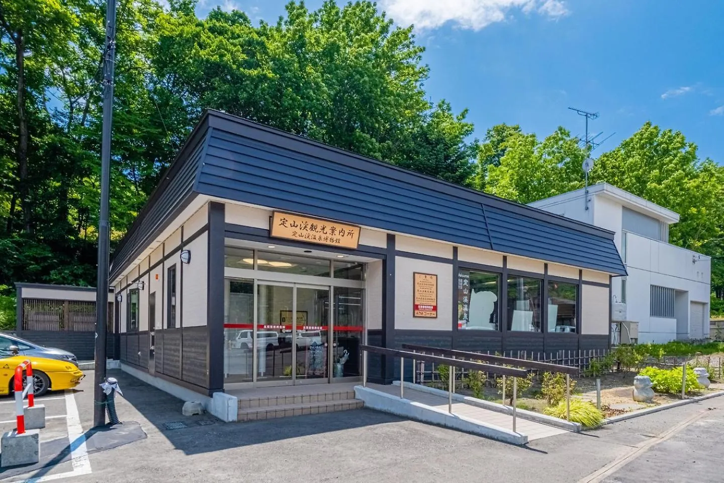 -Newopen-Molinhotels702-Sapporoonsenstory-1L2Room K-Bed1&W-Bed3 8Persons Japão